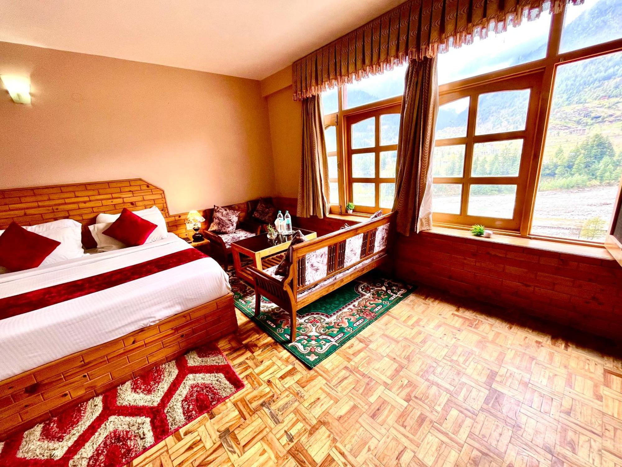 Snow Clad Riverview Hotel & Resort, Manali Dış mekan fotoğraf