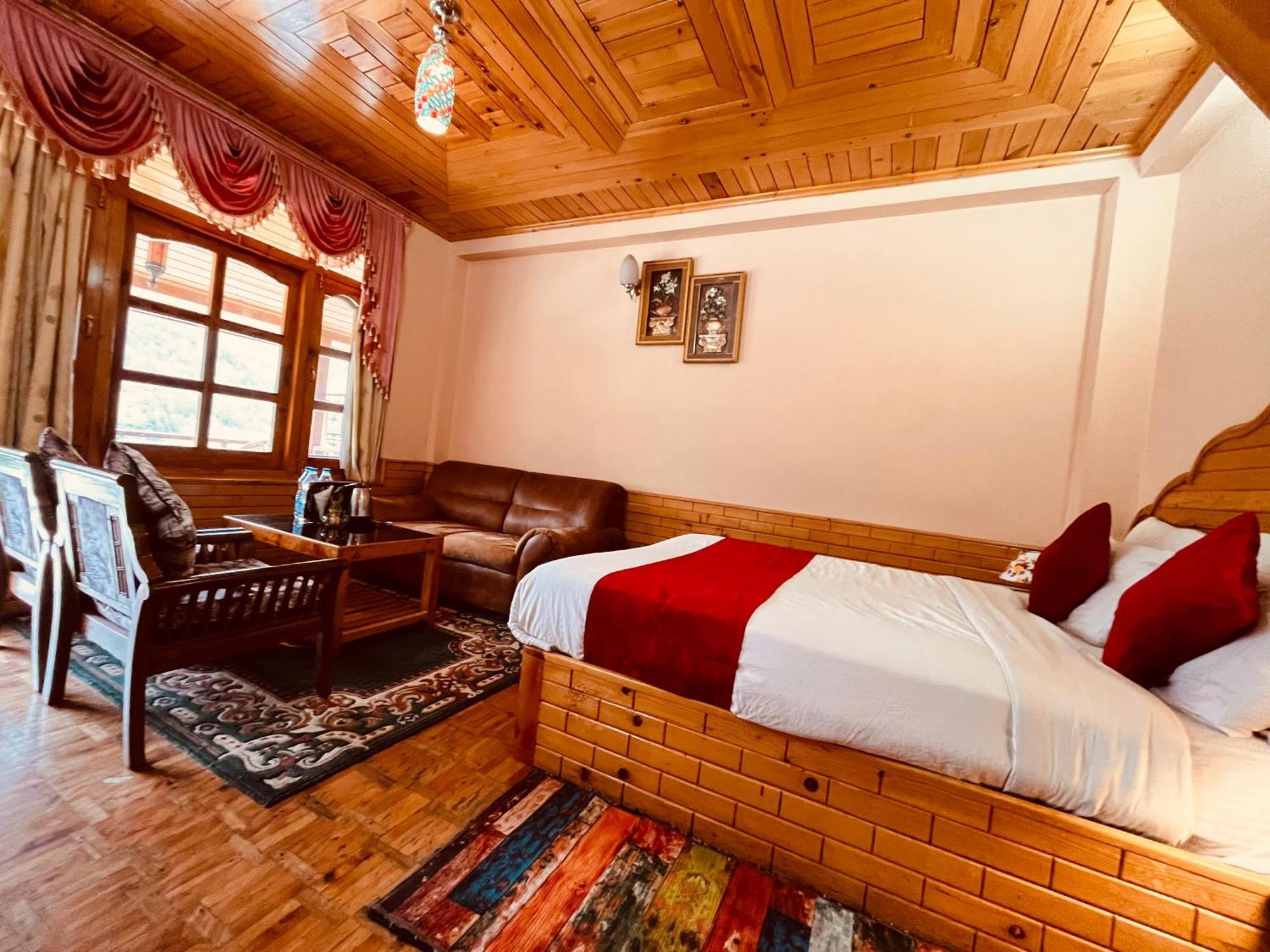 Snow Clad Riverview Hotel & Resort, Manali Dış mekan fotoğraf