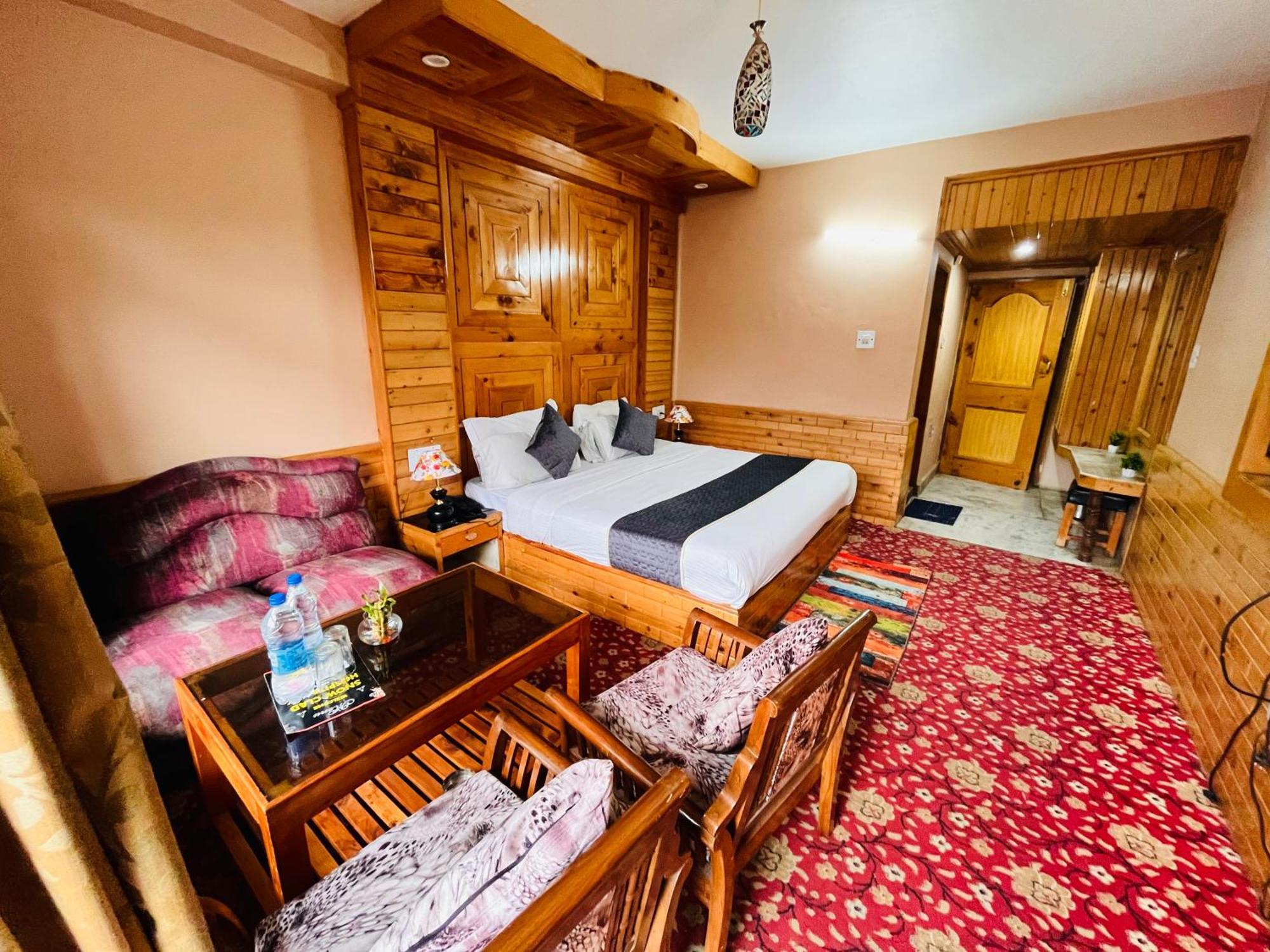 Snow Clad Riverview Hotel & Resort, Manali Dış mekan fotoğraf